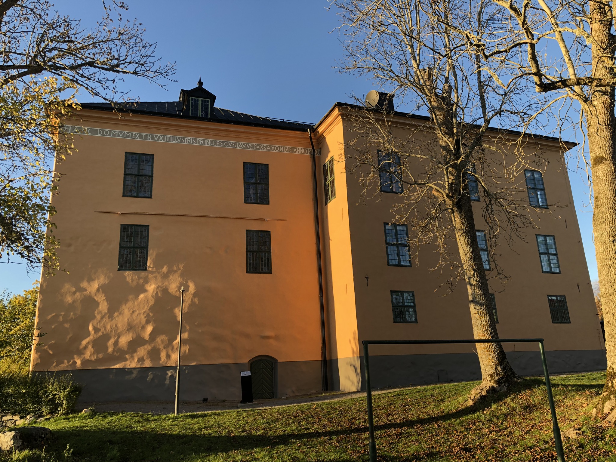 Wenngarns Slott efter fasadrenovering sydost fasad